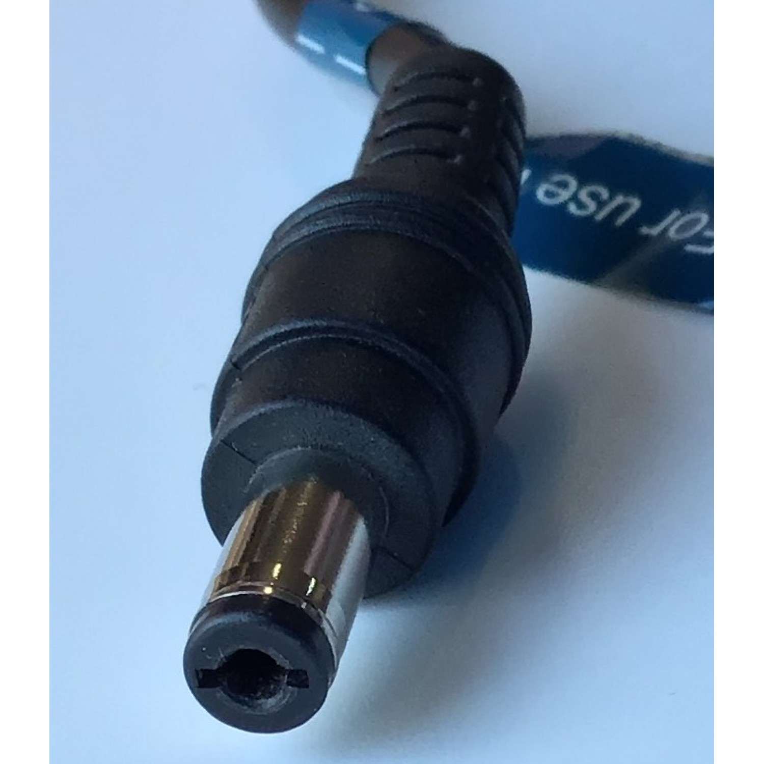 ADAPTADOR DELTA VCA / NUMERO DE PARTE EADP-20NB / MODELO EADP-20NB / ENTRADA VCA 100-120V～50-60Hz .5A / SALIDA VCD 5V-4A	 - Imagen 3
